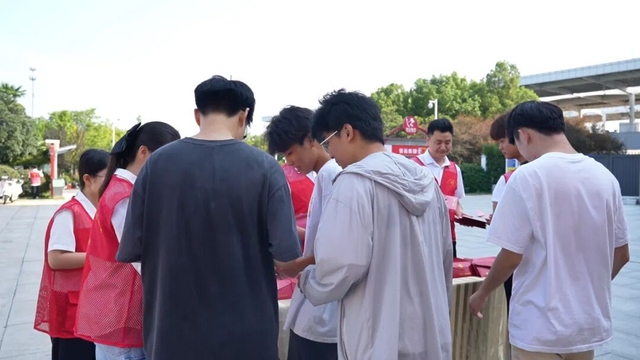 “信好有礼•畅游信阳”——六重好礼邀您畅游山水茶都