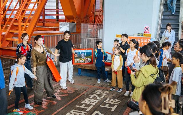 【出发吧少年！贵州山河奇遇记】“我想了解更多贵州的桥”