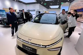 “充电速度快，续航里程长，智驾技术越来越成熟，价格还越来越优惠” 购！购！购！街头频见绿牌车图片