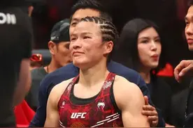 祝贺！张伟丽当选世界综合格斗最佳女子选手图片