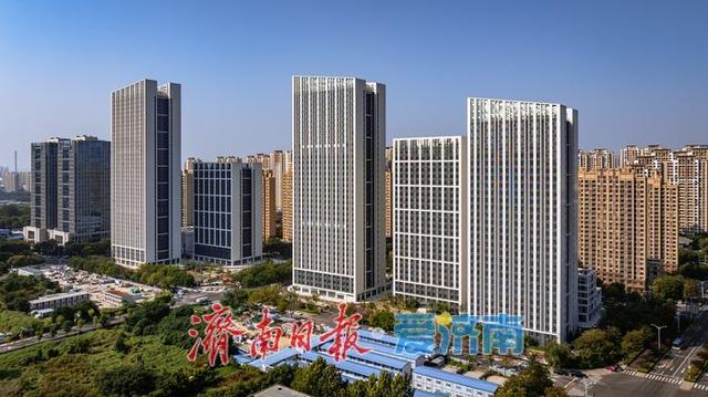 一年四季 泉在济南丨济南西城：秋高气爽，尽显魅力城市风貌
