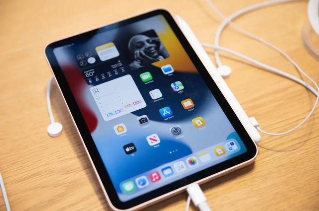 更贵、更高端,苹果将大改MacBook、iPad产品线