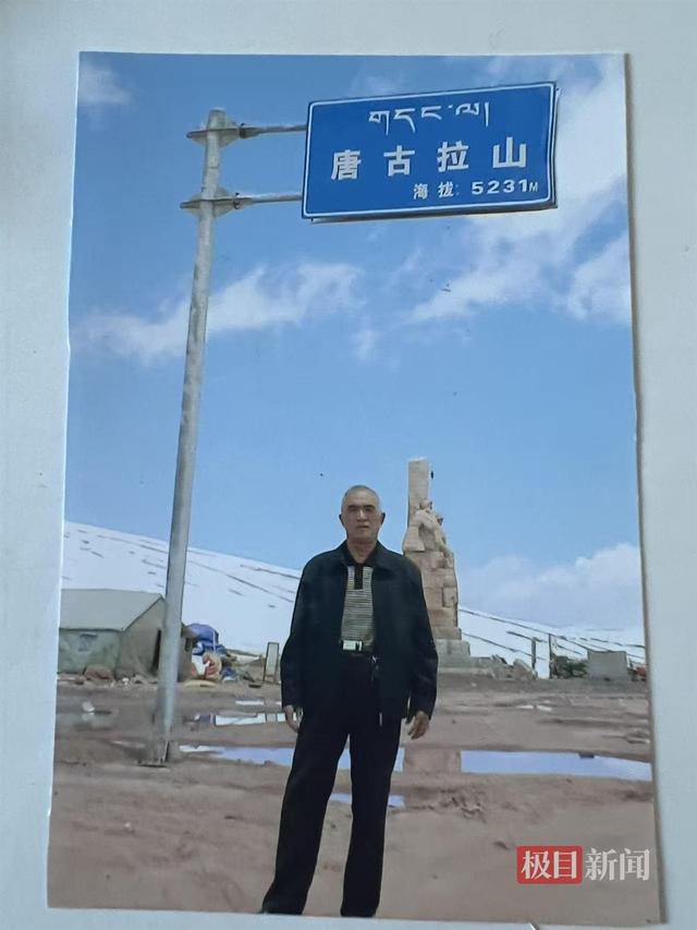 90岁老人自驾23年游遍全国，86岁老伴一路相伴：他16岁抗美援朝就会开车修车送弹药粮草，我很放心