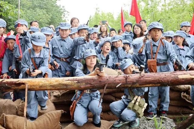 从“听故事”到“成为故事里的人”：松江让红色记忆在沉浸体验中代代相传