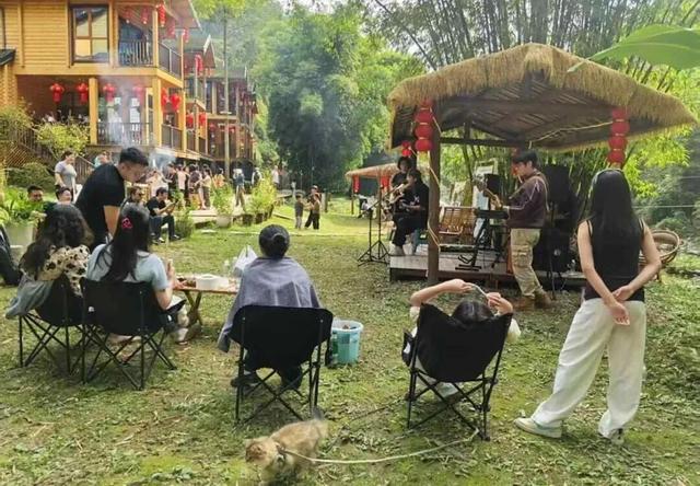 国庆中秋22.64万人次游龙山，只是预热！第四届湘西州旅发大会，邀您再相逢
