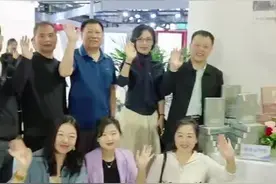 吉林作协“作家回家”系列活动——走进首届东北图书交易博览会图片