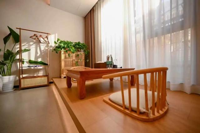 住“宝藏”民宿，在东夏村当几天“新村民”