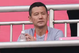 博主：杨晨从河南队离职，跟他一起去河南的整个团队共进退图片