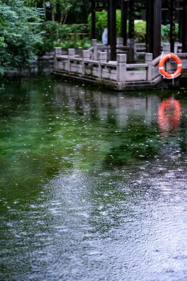 济南趵突泉地下水位直冲30米