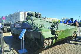 探访俄胜利公园缴获武器展：西方军援型号“集中展示”，战场惨烈程度可见一斑图片