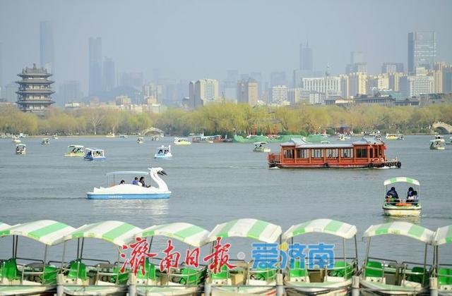节后不降温！泉城文旅市场持续红火，游客泛舟尽览“古今同框”