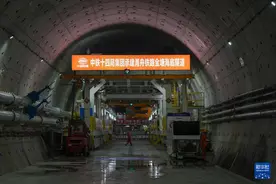 地下直击世界最长海底高铁隧道建设图片