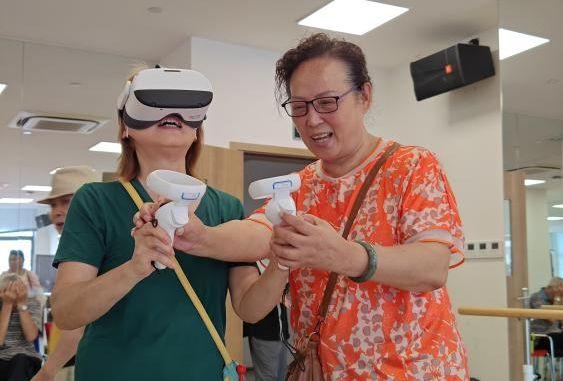 VR与应急深度融合，普陀的他们带居民沉浸式学习安全知识