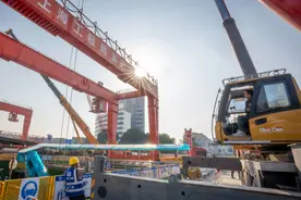 上海市域嘉闵线、示范区线迎建设节点：多座车站主体结构封顶，盾构掘进顺利图片