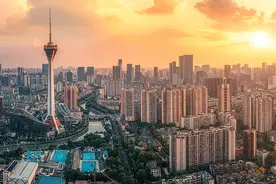 中西部第一 成都A股上市公司突破100家图片