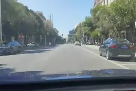 瑞丽市民讲述疫情下的生活：街道行人稀少，大家习惯测核酸视频封面