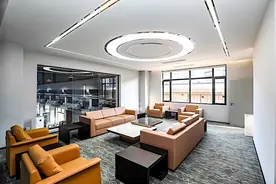 上汽大通开了一家用户共创中心，将加强用户直连体系构建及服务模式探索图片