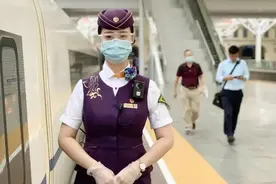 每天赶高铁通勤是什么感受？图片