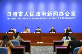 五莲县县长林杰：天气转冷，一定千方百计做好群众生活保障图片
