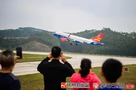 玉林新添两条航线！即日起可飞抵武汉、成都两地图片
