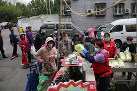 北京冬储大白菜正式上市，售价是去年的两倍多图片