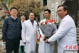 青海近十年多名医生参加中国南极考察任务 发挥高原医学优势图片