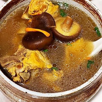 学会这道虫草花排骨汤,想低调都不行(哪些花可炖汤喝) - 冷求网