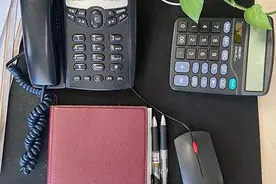 同事爱聊八卦怎么办？不回避、守底线、有分寸图片