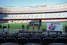 近两年足坛俱乐部价值逆势上涨 联赛第9的巴萨竟成“全球首富”图片