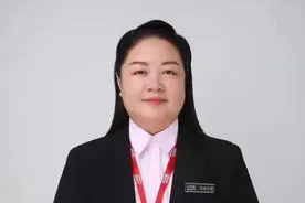 “感谢丈夫和公婆不管多晚都等我一起吃饭！”二孩母亲40多岁做地产中介，入行仅两年成集团销冠图片