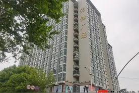 估价1.1亿“优惠”近5000万，南京先锋奥莱所在场地被法院变卖图片