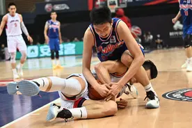 篮球——CBA第一阶段：时代中国广州胜新疆伊力王酒图片