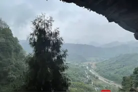探访成都大邑县药师岩摩崖造像：隐藏在飞凤山上的“神秘洞府”共有造像1088尊｜川渝秘境图片
