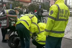 接诉即办｜交管部门严查京B号牌摩托车进四环视频封面