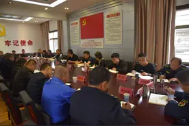 麒麟区城管局认真贯彻落实《曲靖市机动车停车场管理办法（试行）》进一步优化停车秩序图片