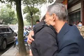 泪目！一碗等了33年的“鸡子索面”图片