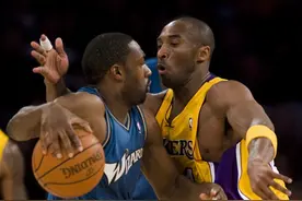 阿里纳斯回忆单场60分：科比让我去防他 我知道防不住就没上当图片