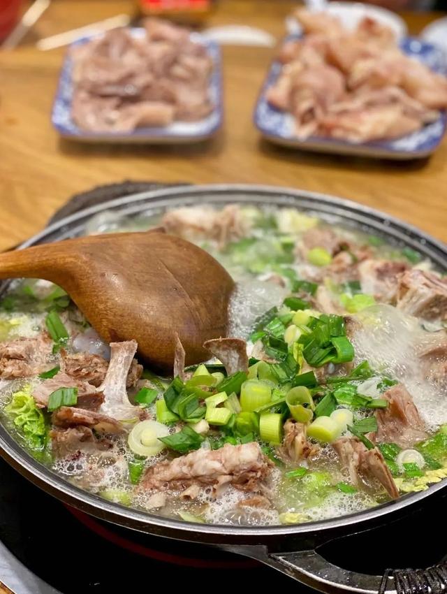 乐活美山羊奶身体滋润乳保湿吗