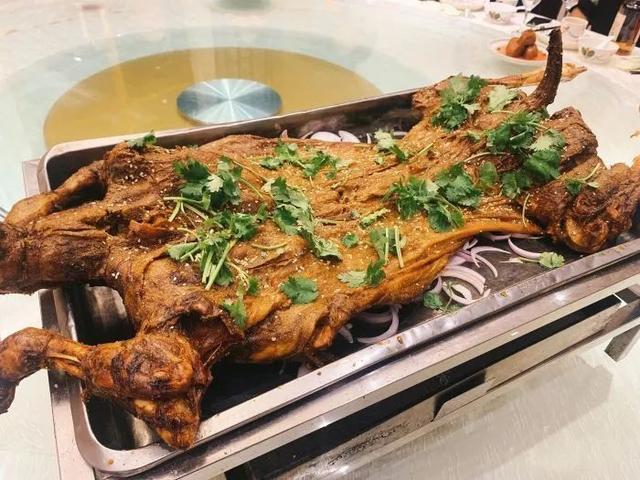 乐活美山羊奶身体滋润乳保湿吗