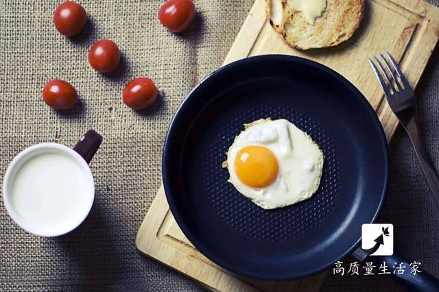 鸡蛋这样放冰箱，秒变毒蛋！10 个鸡蛋小知识一次说清，第一条就很有用