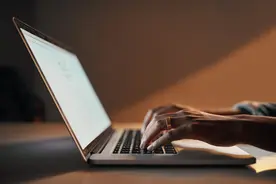 百度贴吧用户失九成：昔日王者，难回巅峰图片