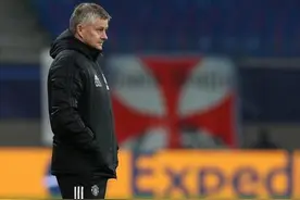 曾是索帅坚定支持者，费迪南德倒戈：是时候将接力棒交给别人了图片