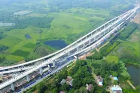 交通“破界”，双城生活触手可及图片