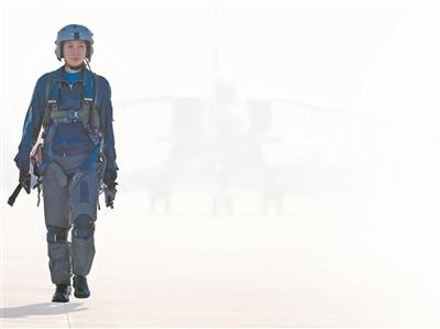 空军一号后面鱼鳞