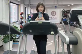 马思纯晒健身照，无视秘婚怀孕传闻图片