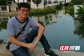 俯首甘为学生梯，奉献杏坛育桃李——记吉首大学资环学院辅导员刘耀峰图片