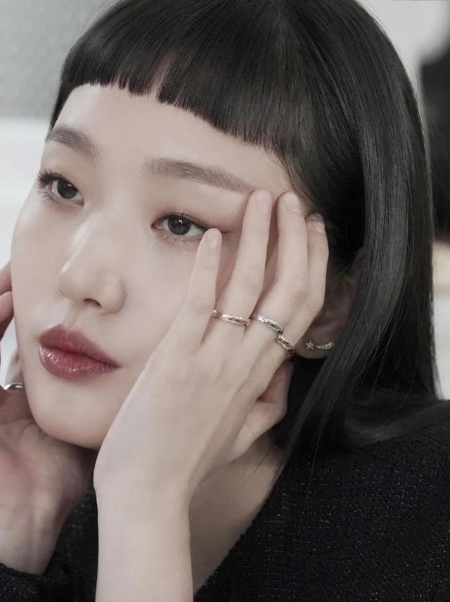 单眼皮也能完美消化眉上刘海?这恐怕只有金高银能做到