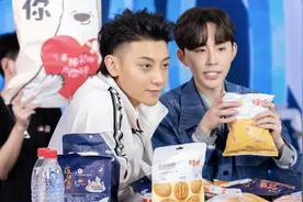 5403亿成交背后，淘宝直播被抖音、快手赶超？| 追踪双11图片