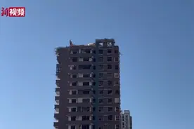 西安23层“最牛民房”开拆 伴随争议走过11载视频封面