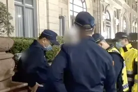 台湾黑帮帮主过生日400多人贺寿 65名警察荷枪实弹警戒图片